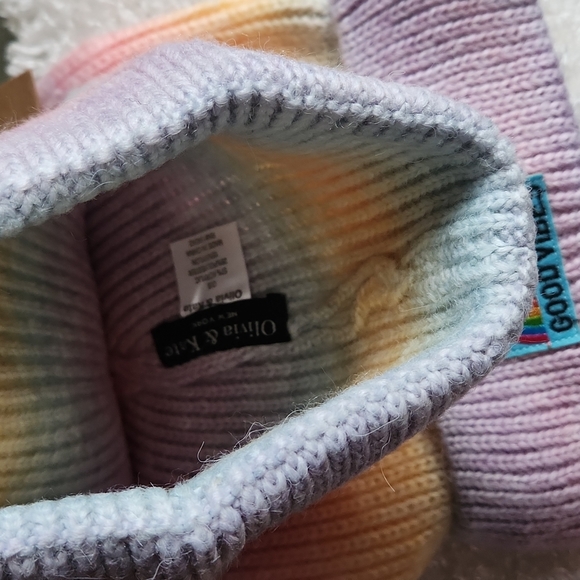 Mommy&Me Beanie set, nwt, - Picture 3 of 5